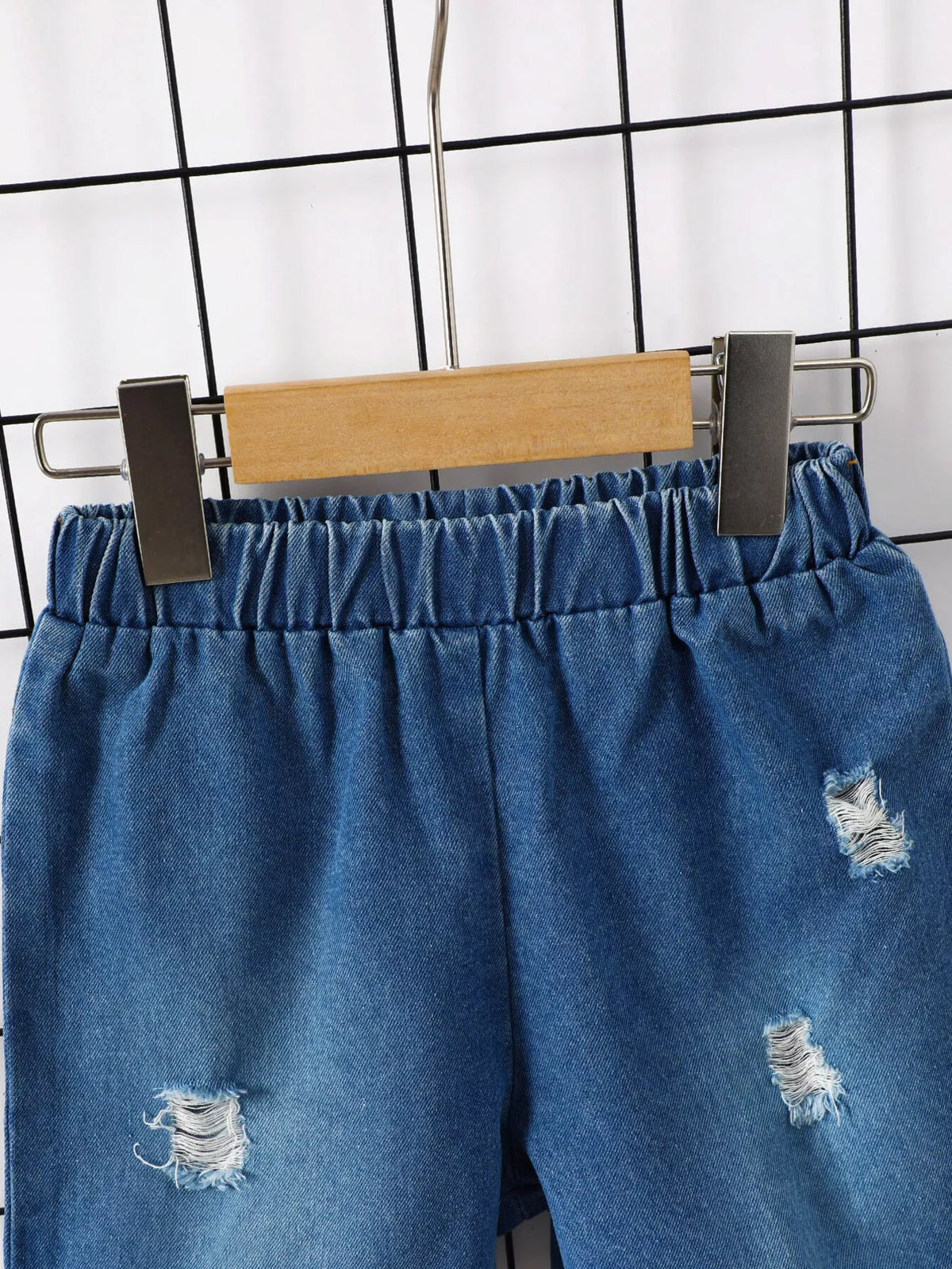 8bbc69f3000343c1800a7c68f212c3ea-Max-Origin