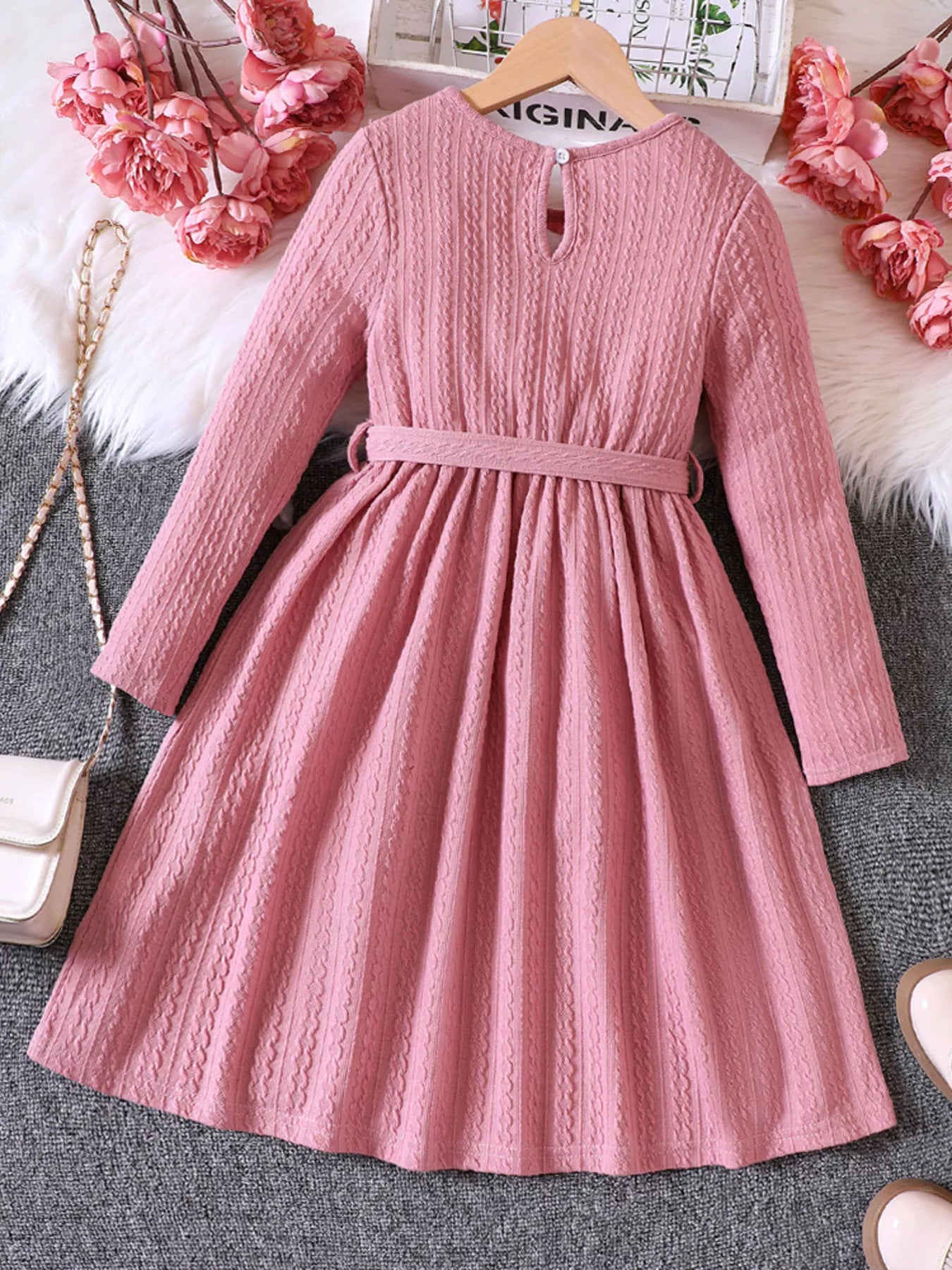 af6b703856f6412dbd949388ad07696e-Max-Origin