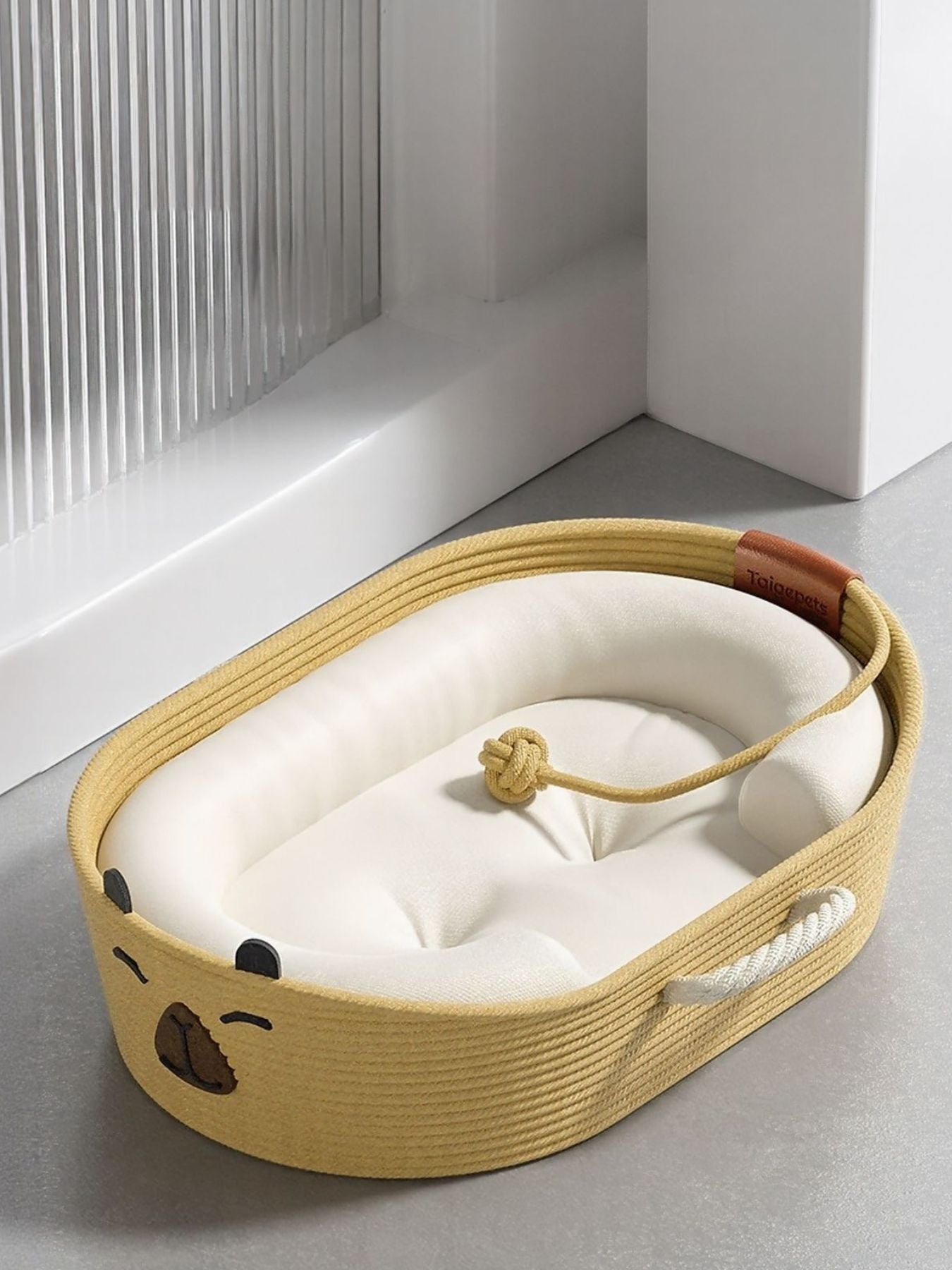 ad4f6951-e7b6-40b8-95b7-2f792de31f3d-Max