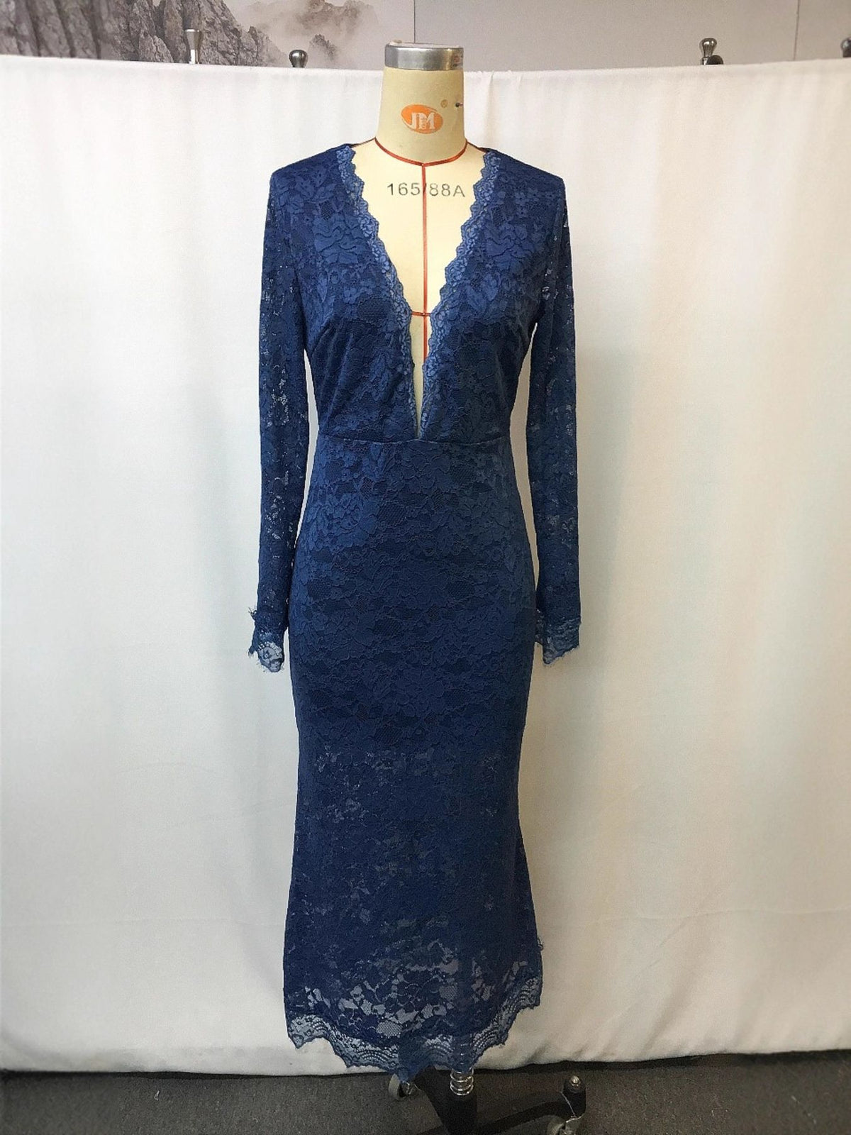 923fd73f-5655-413f-9c97-0f5f820b7698-Max