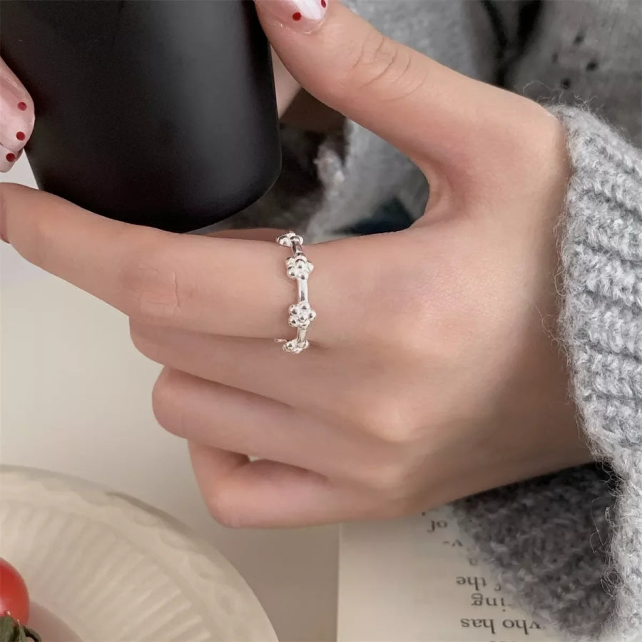 925 Sterling Silver Flower Ring Silver / One Size Apparel and Accessories