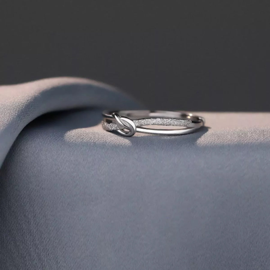 925 Sterling Silver Knot Ring Silver / One Size Apparel and Accessories