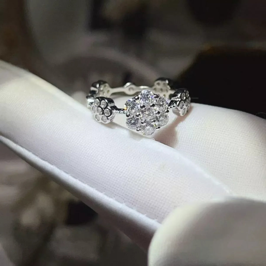 925 Sterling Silver Moissanite Flower Ring Apparel and Accessories