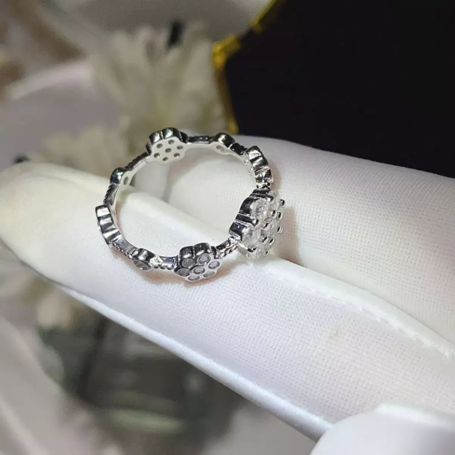 925 Sterling Silver Moissanite Flower Ring Apparel and Accessories