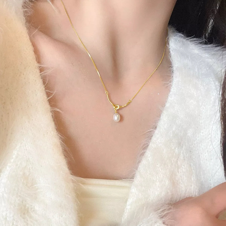 925 Sterling Silver Pearl Necklace Gold / One Size Apparel and Accessories