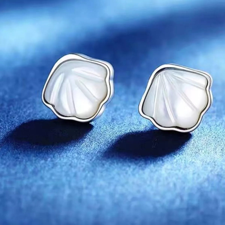 925 Sterling Silver Shell Stud Earrings Silver / onesize Apparel and Accessories