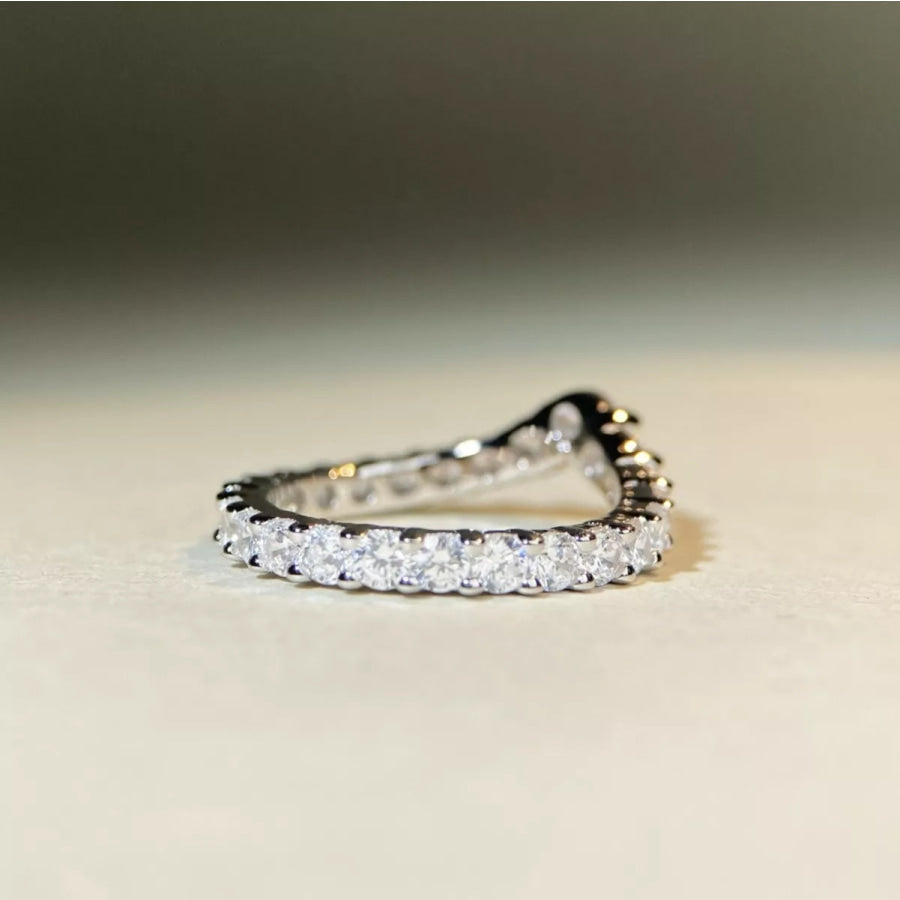 925 Sterling Silver Zircon V-Shaped Ring Apparel and Accessories