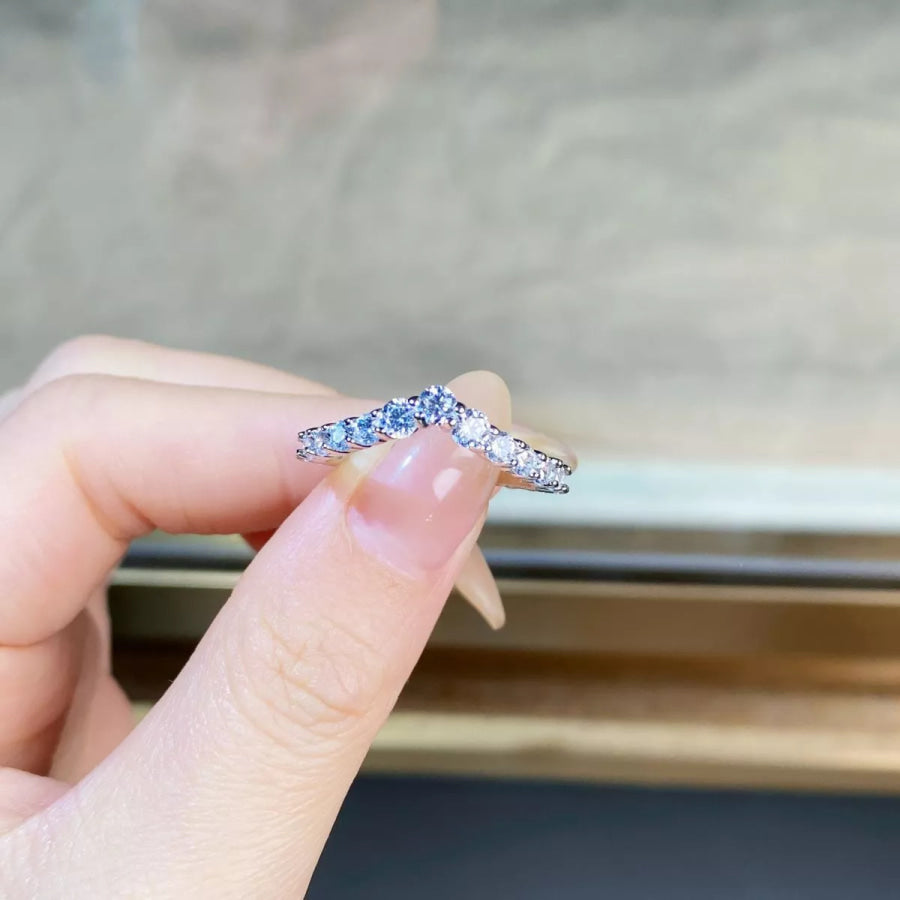 925 Sterling Silver Zircon V-Shaped Ring Apparel and Accessories