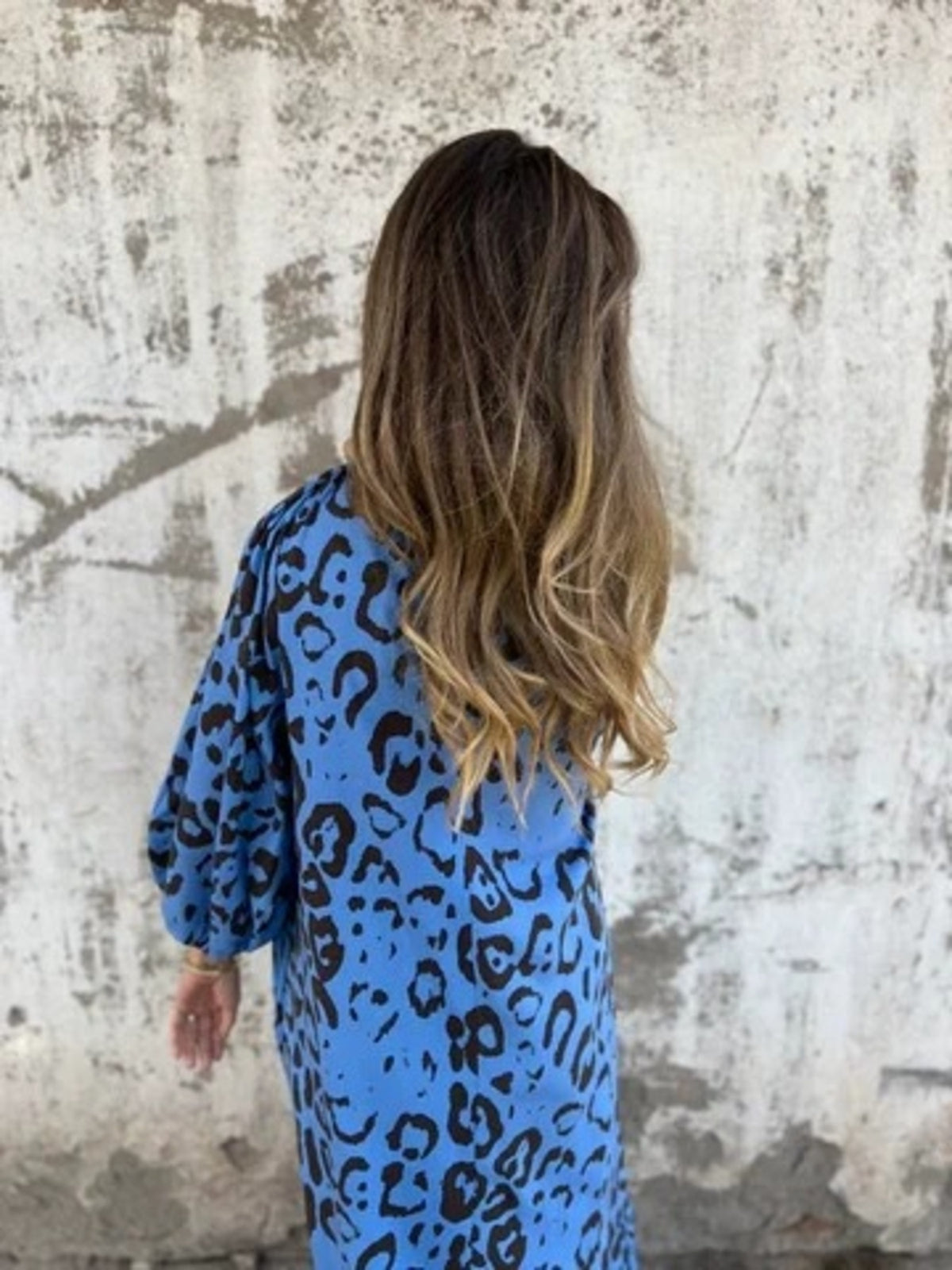 98c0b28260914ac0a1c8bbc3ebcd7e15-Max