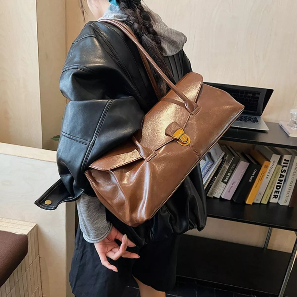 ec0edeeb-5a29-46fd-9f9e-8eed4777edab-Max-Origin