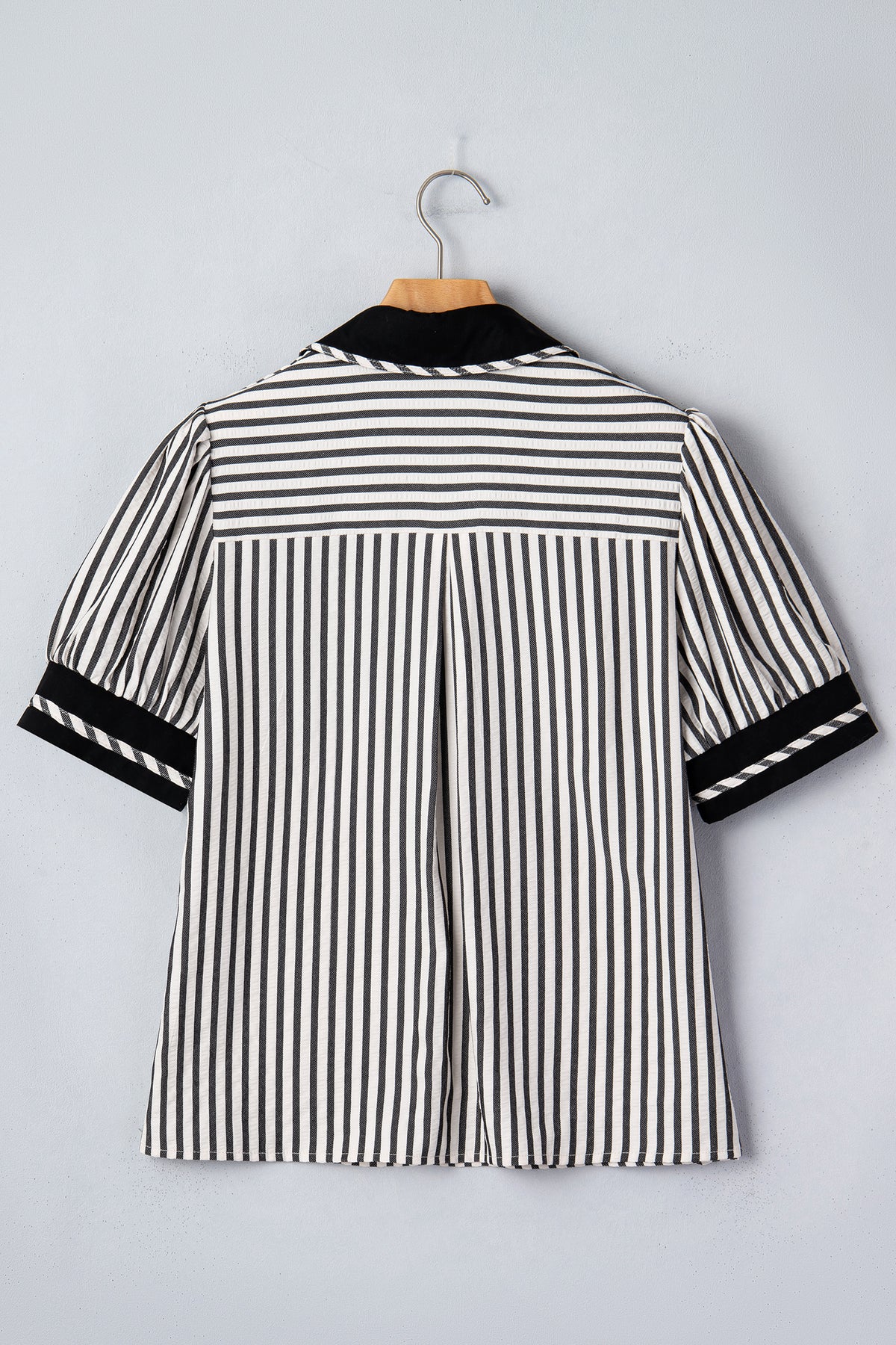 Green Stripe Collared Split Neck Short Bubble Sleeve Blouse