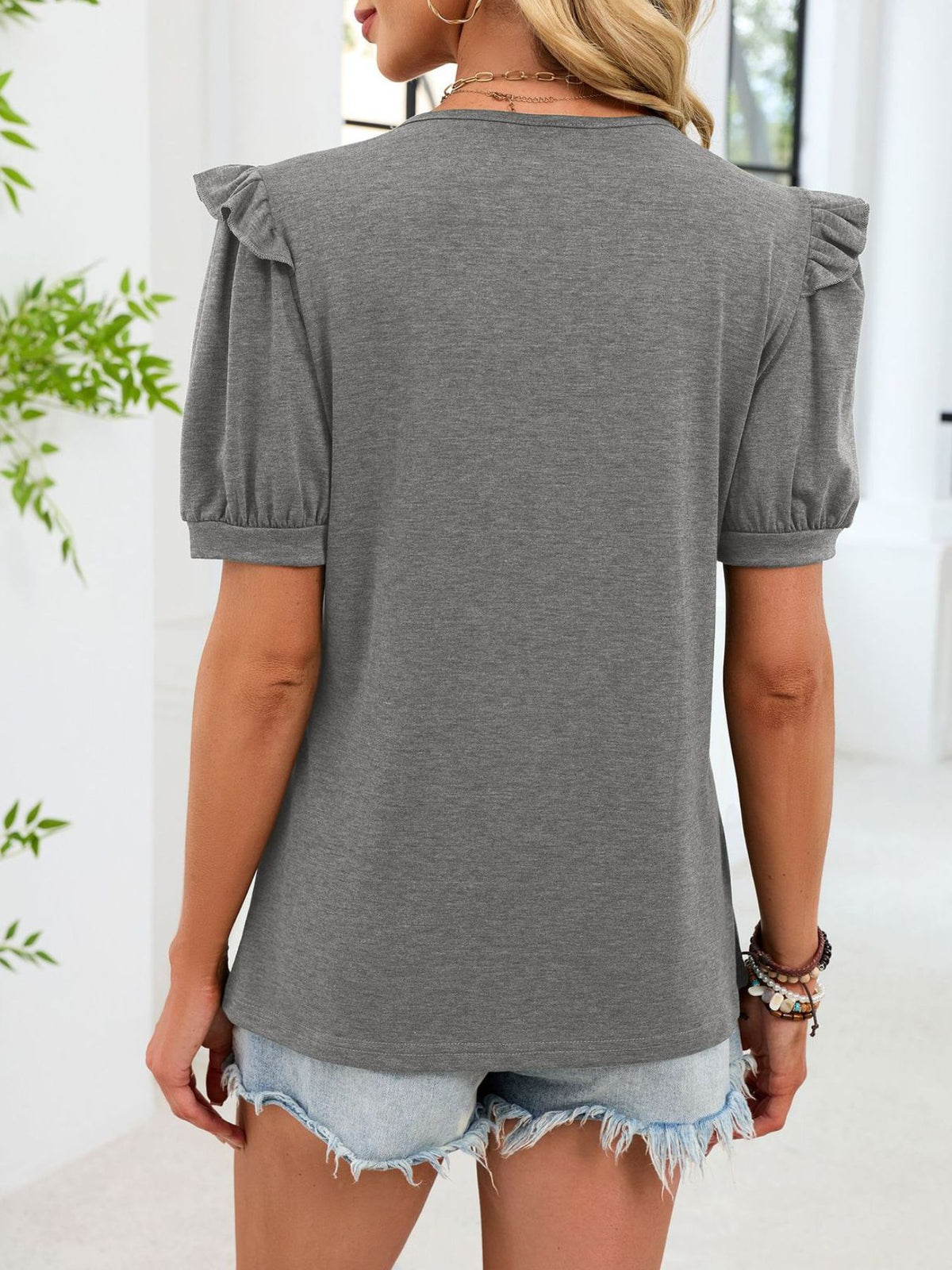 9bb3a374-a93f-4dc2-b6f9-21c7bba7f43d-Max