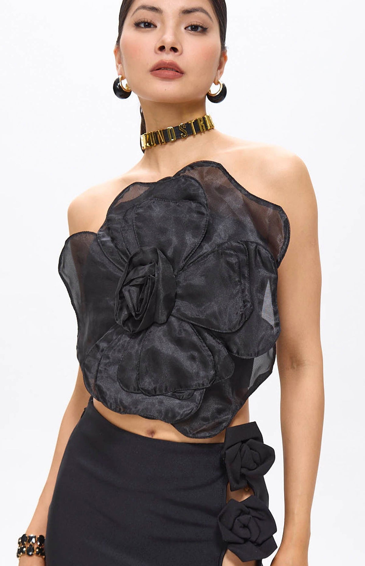 Lila Black Flower Decor Strapless Top
