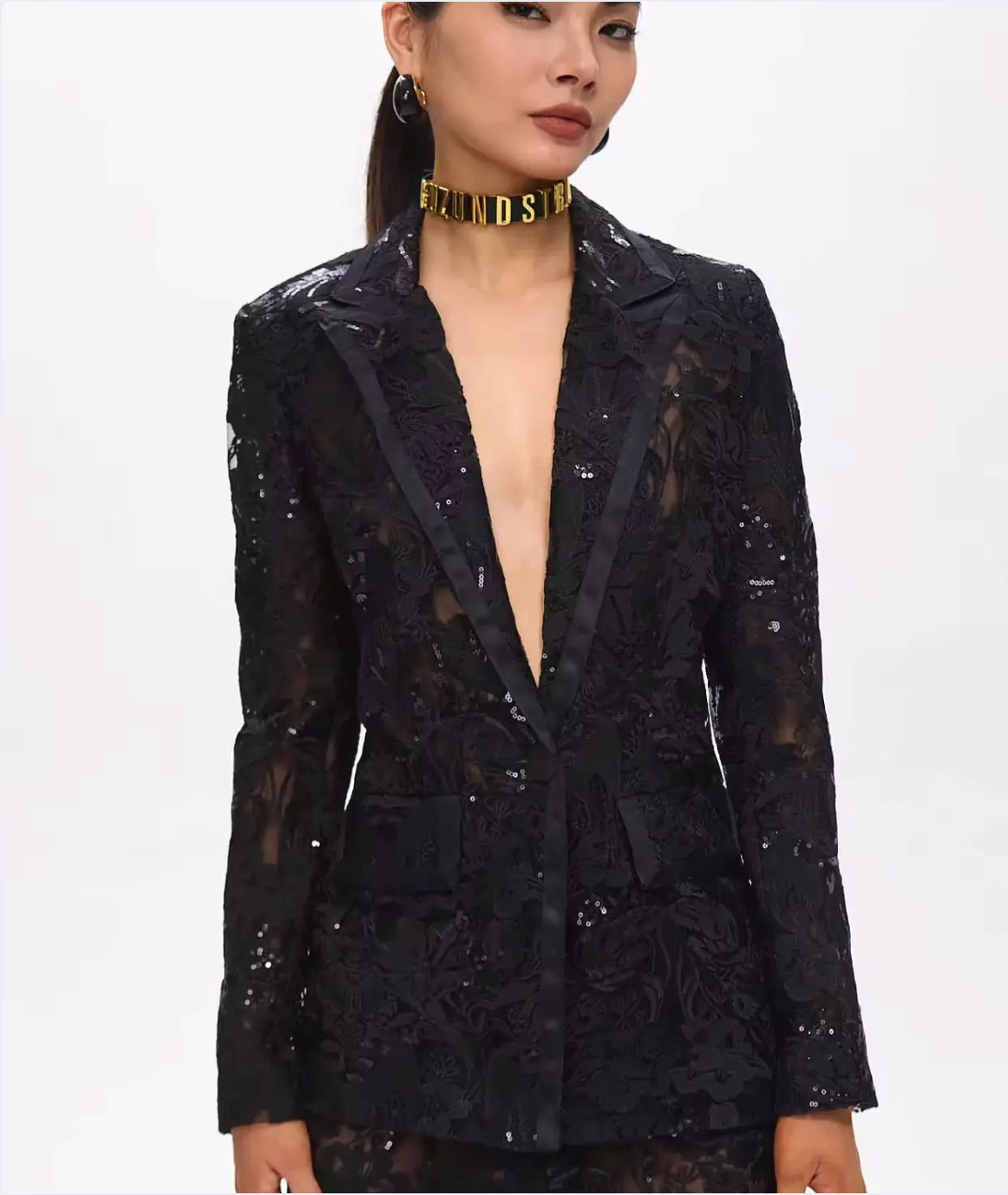 GUZUNDSTRAUS Carie Sequin Floral Blazer Set Black