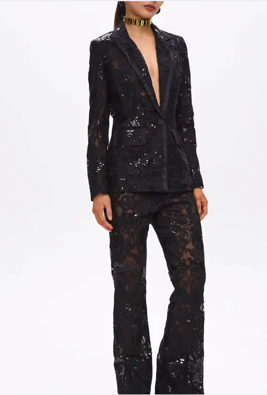 GUZUNDSTRAUS Carie Sequin Floral Blazer Set Black