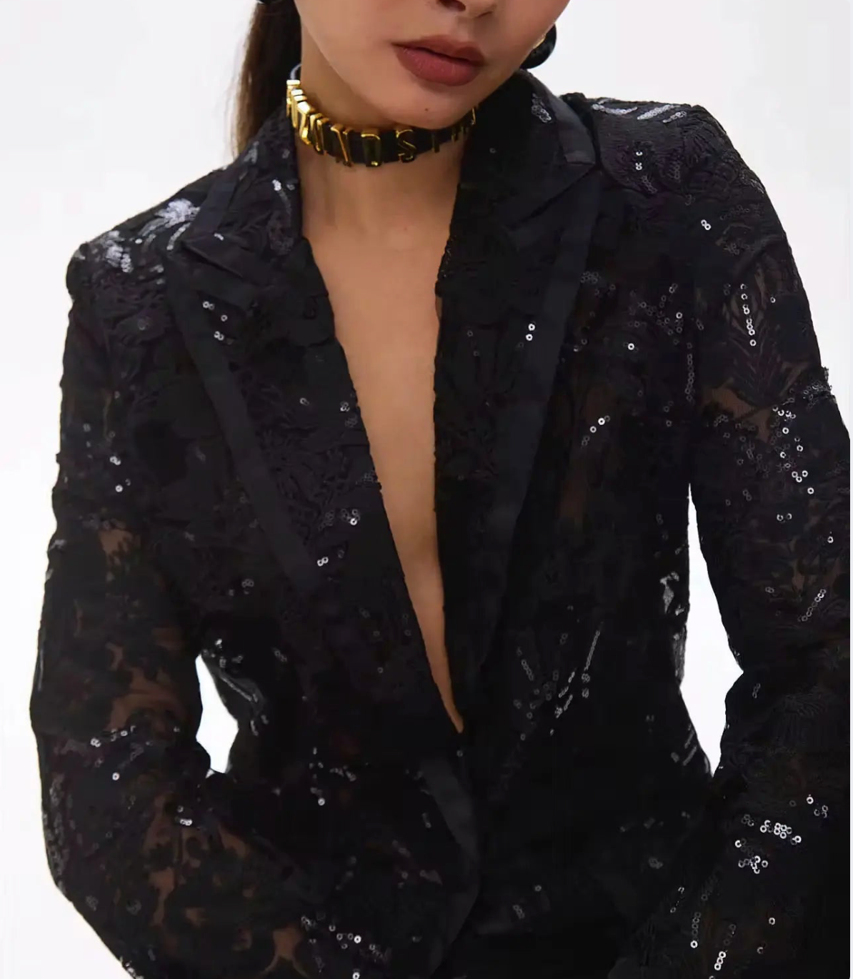 GUZUNDSTRAUS Carie Sequin Floral Blazer Set Black