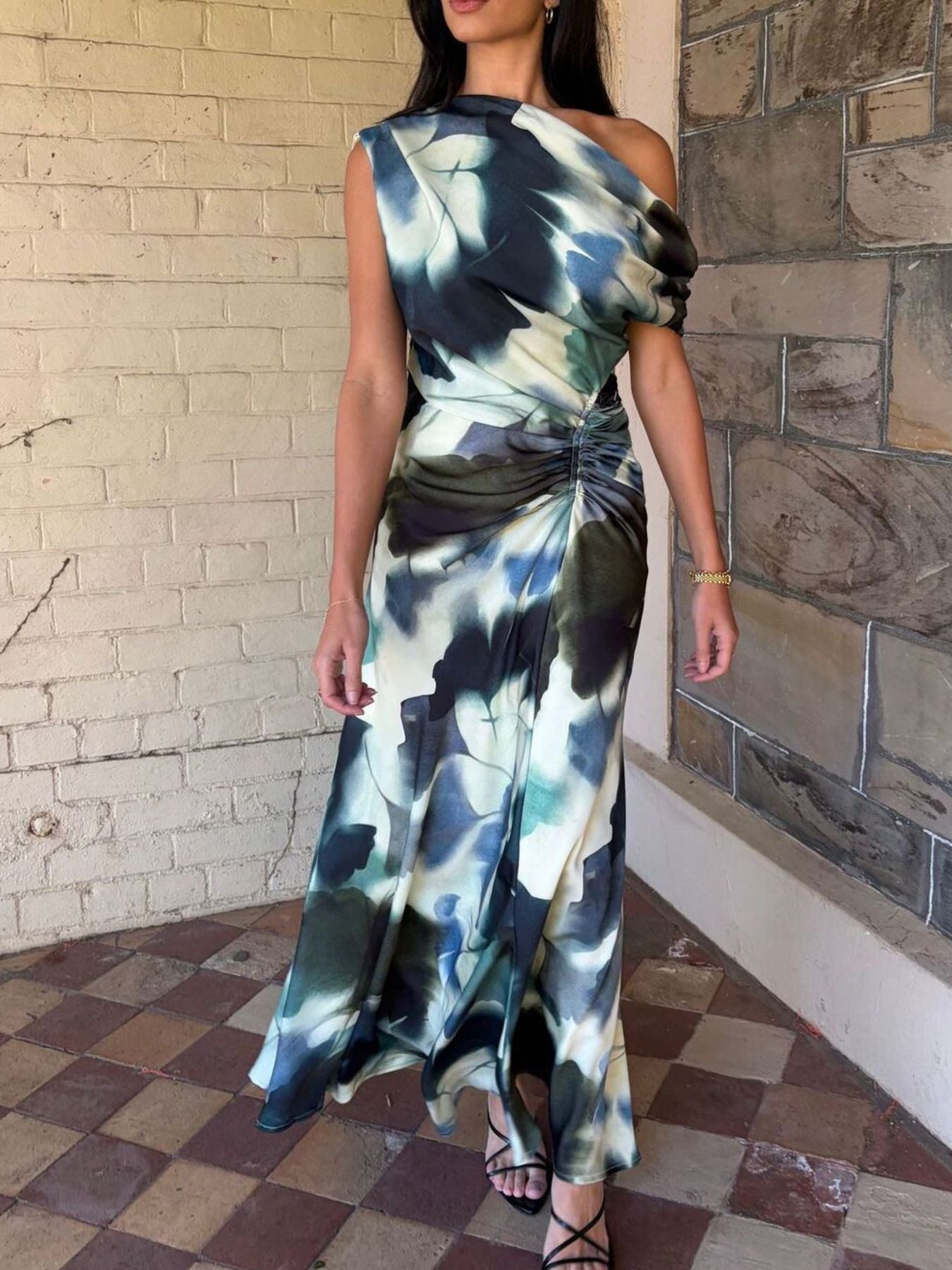 4ad04cd6-5c75-4e6d-b9b8-f95fd1296b92-Max