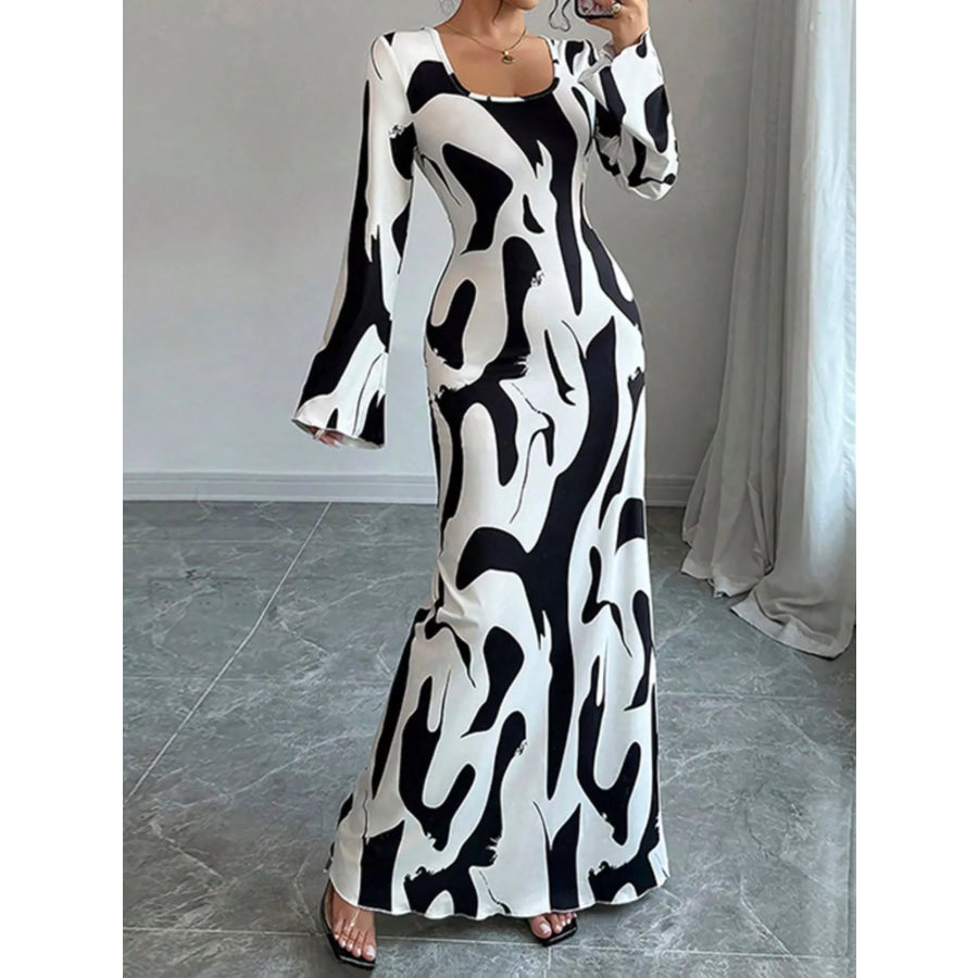 Abstract Print Long Sleeve Maxi Dress White Black / S Apparel and Accessories