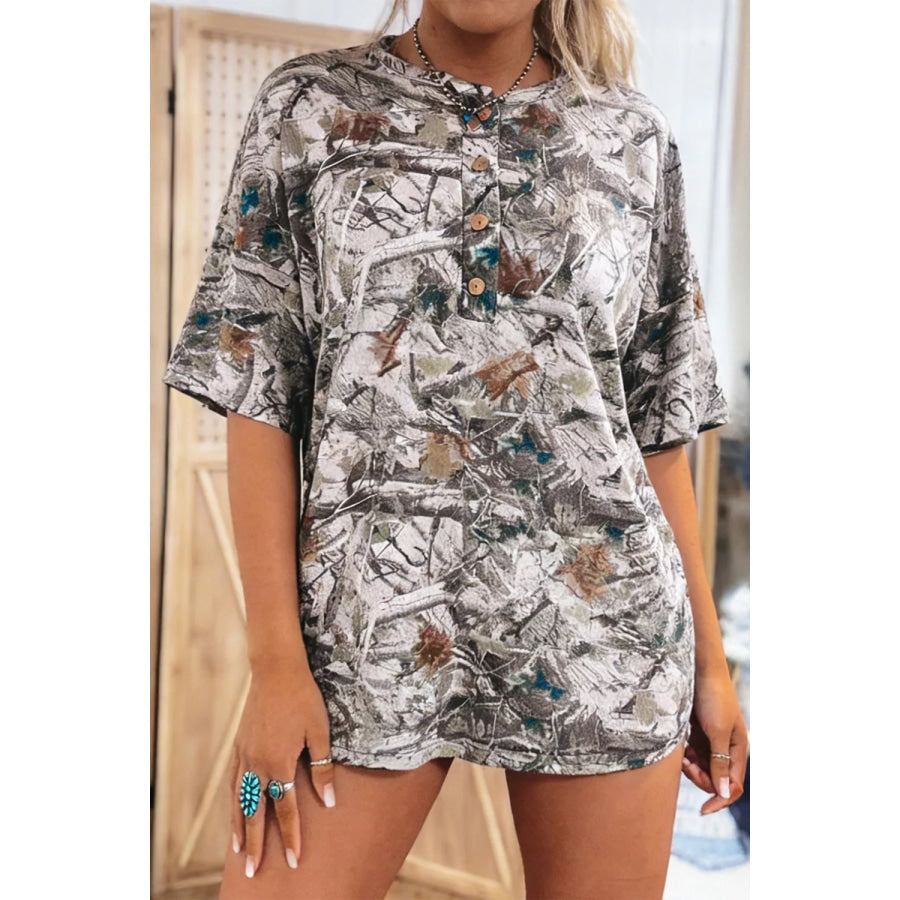 Abstract Woodland Print Tunic Henley T Shirt Gray / S Apparel and Accessories