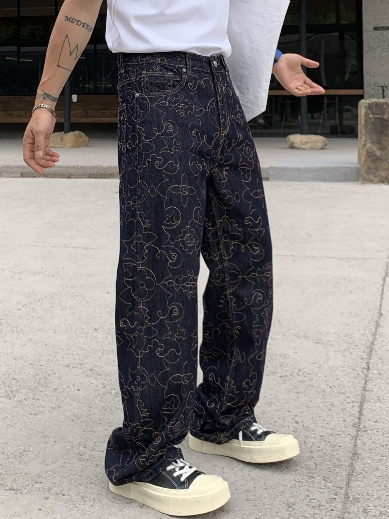 46966025-5469-431d-a910-b00b3eeed002-Max