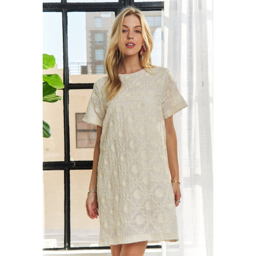 ADORA Applique Round Neck Short Sleeve Shift Dress Apparel and Accessories