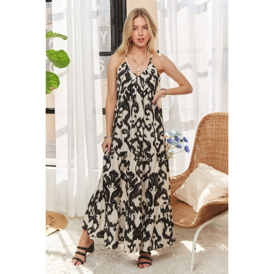 ADORA Crisscross Two-Tone V-Neck Maxi Dress Apparel and Accessories