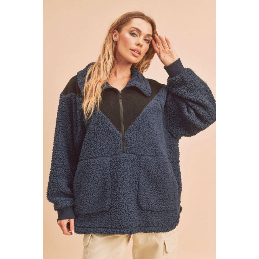 Aemi + Co Two Tone Half Zip Fleece Sweatshirt Navy / S Apparel and Accessories