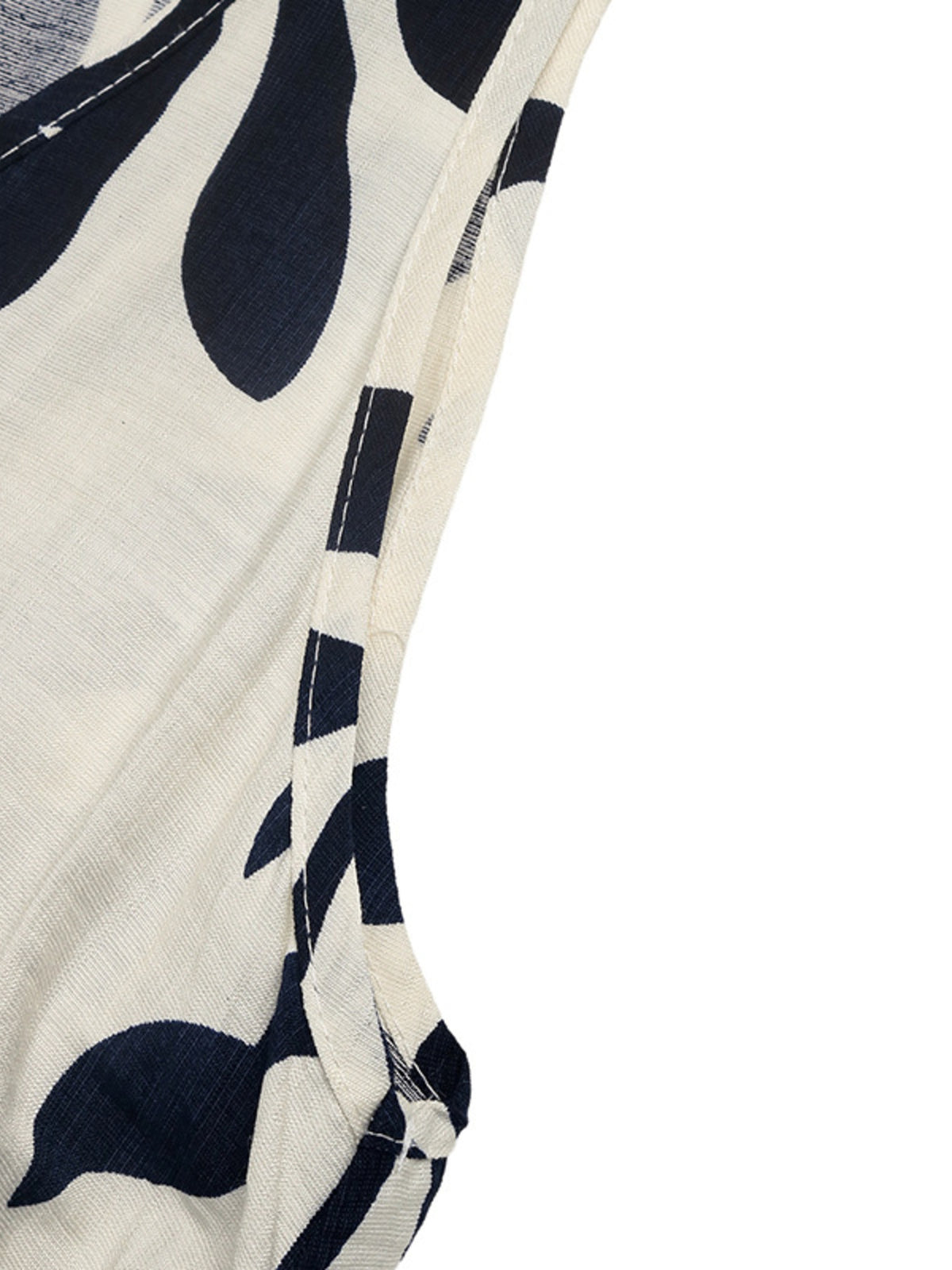 af30bef2eb3d48f7af63d8cd8951d6e3-Max