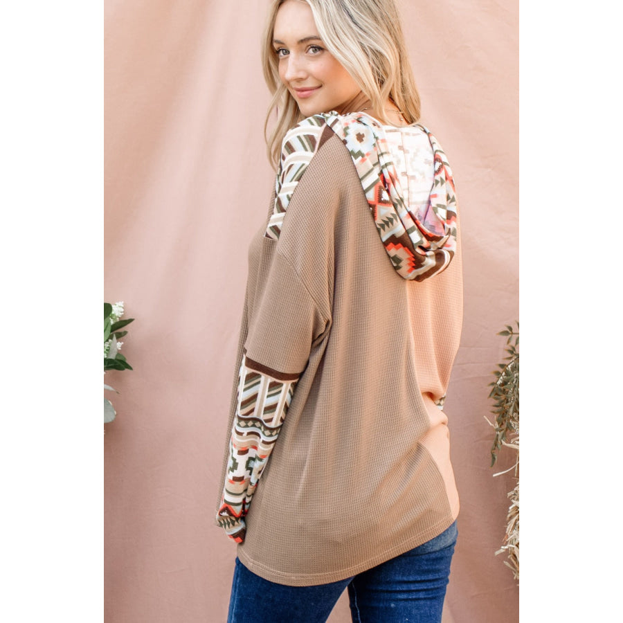 And The Why Printed Color Block Hooded Waffle Top Multi / S Apparel and Accessories