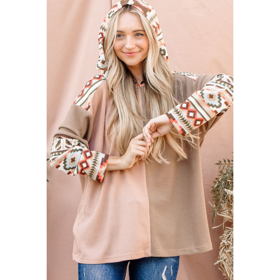 And The Why Printed Color Block Hooded Waffle Top Multi / S Apparel and Accessories