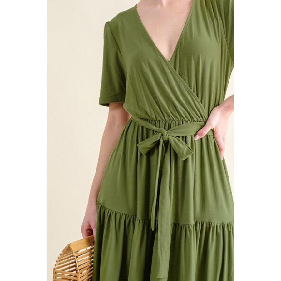 And The Why Soft Short Sleeve Tiered Midi Dress Apparel Accessories
