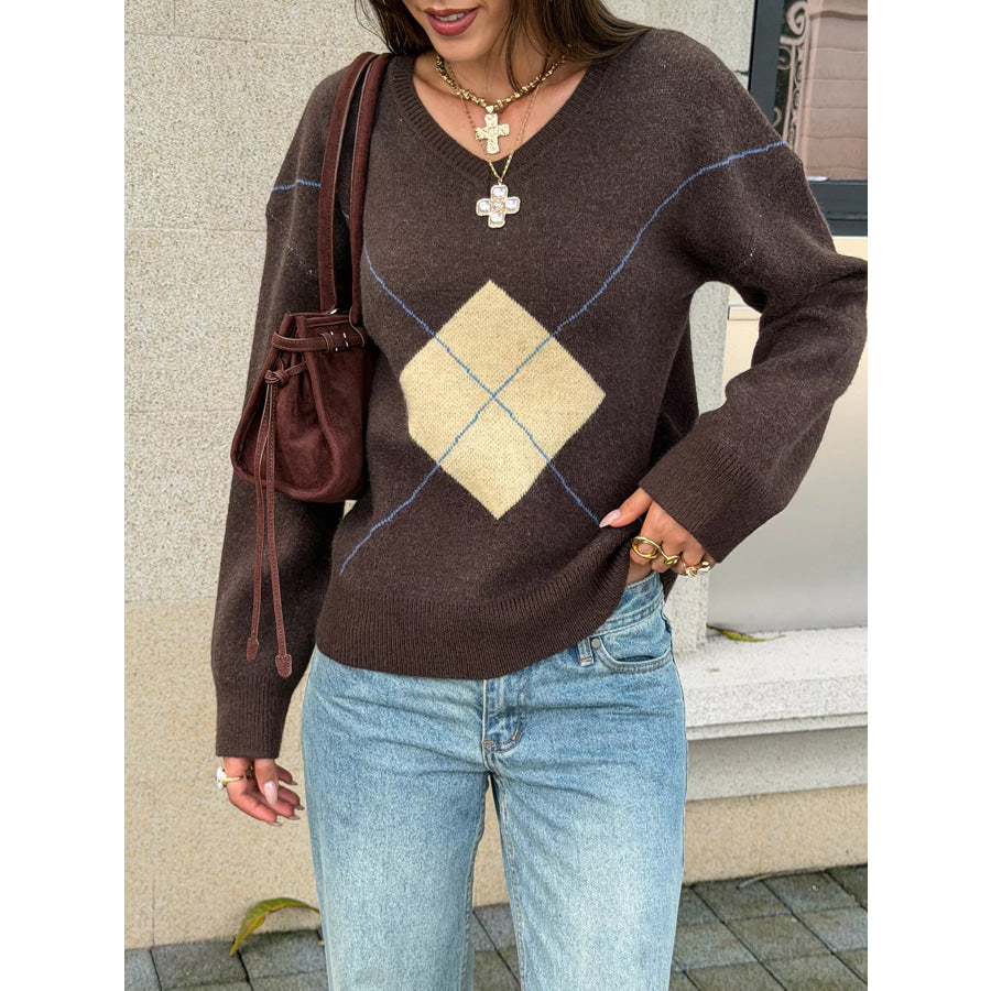 Argyle Pattern V-Neck Knit Sweater Apparel and Accessories