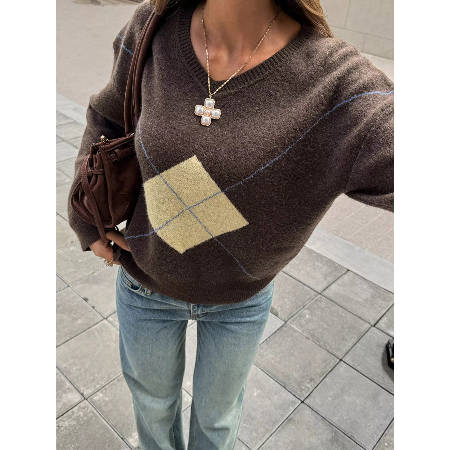 Argyle Pattern V-Neck Knit Sweater Apparel and Accessories