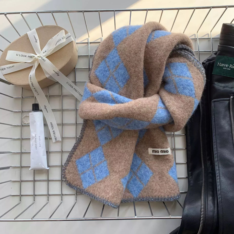 Argyle Pattern Warm Scarf Mocha / One Size Apparel and Accessories