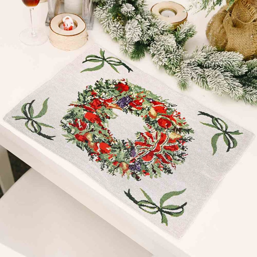 Assorted 2-Piece Christmas Placemats Wreath / One Size