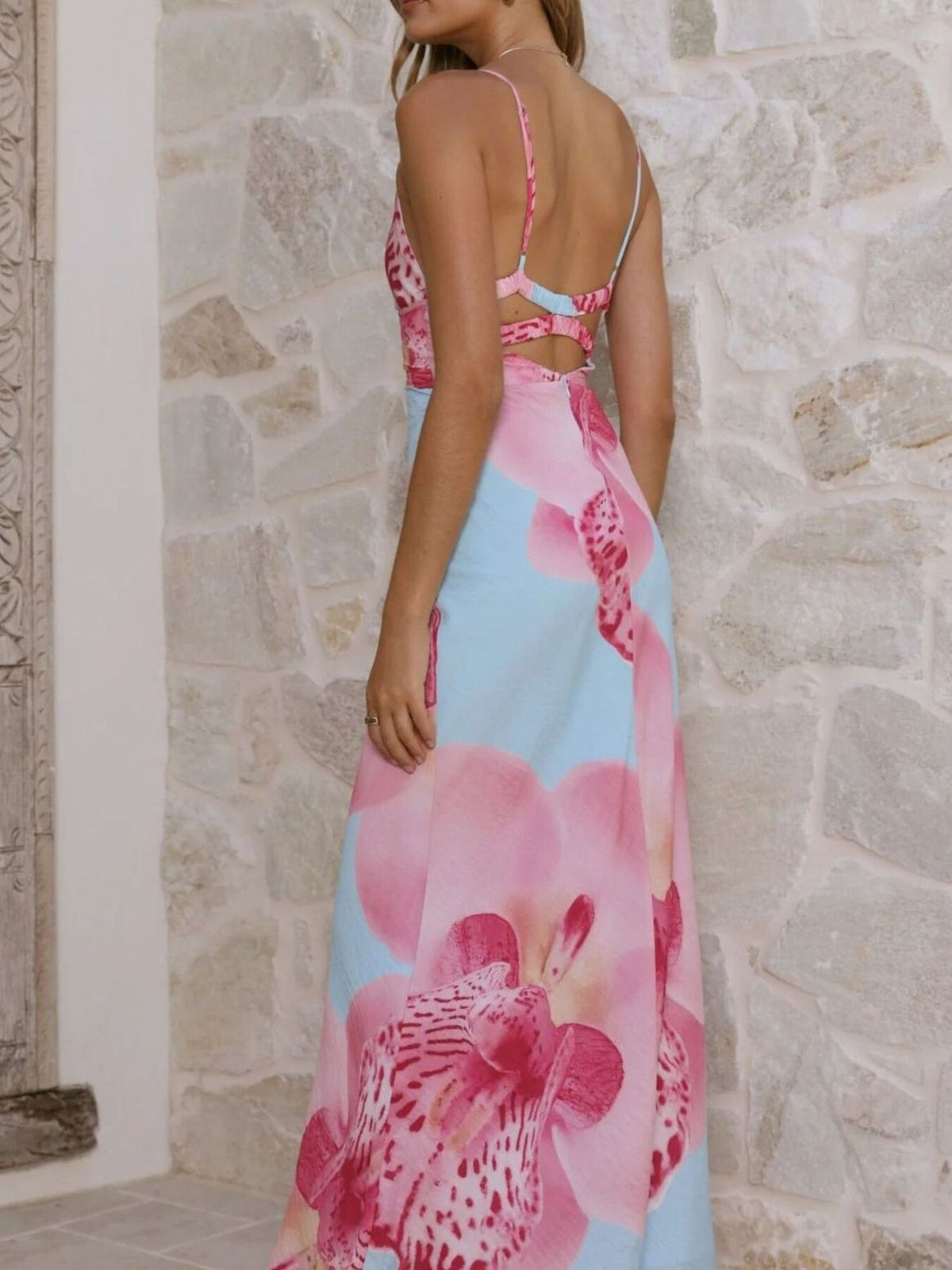 b2fcc9c0-2d35-4a4b-a59f-5a45b26f6e4d-Max