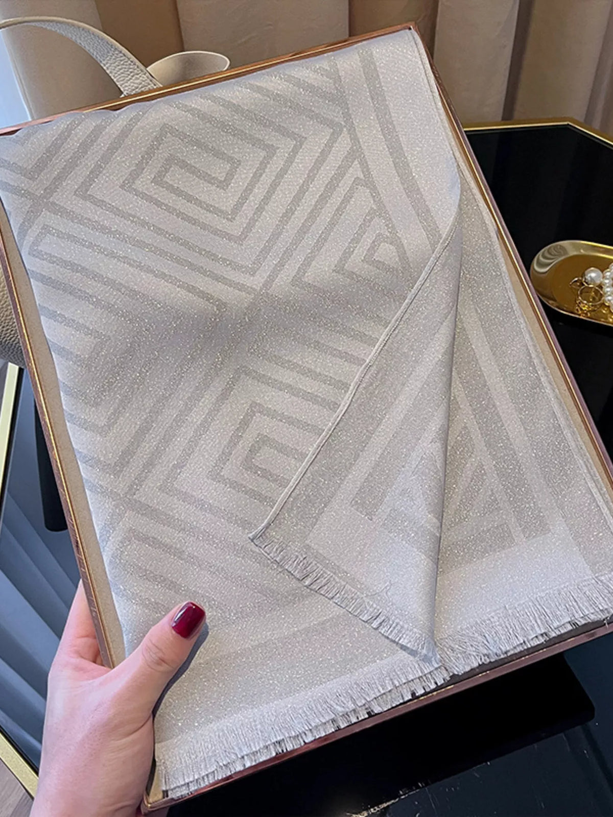 b9595fc4f1624f64862f202feba50faa-Max-Origin