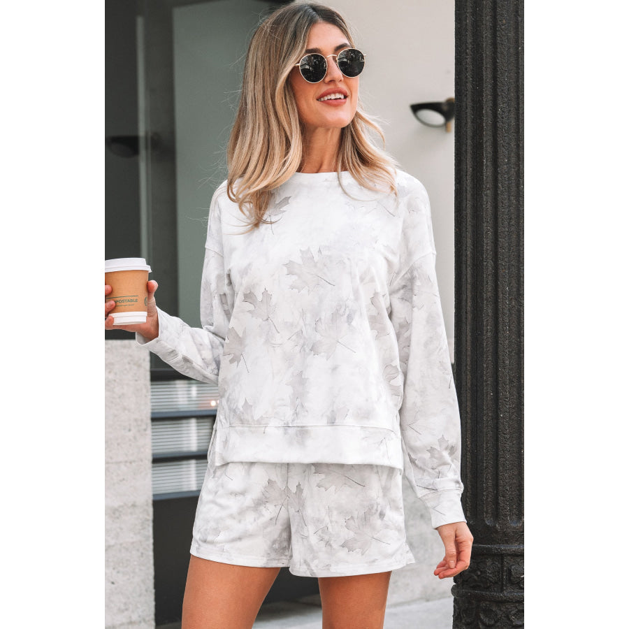 Beige Maple Camo Print Pullover Top and Elastic Waist Casual Short Set Two Piece Sets/Short Sets