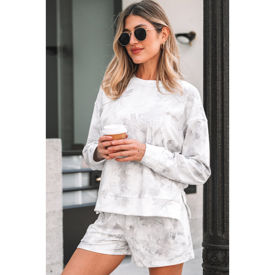 Beige Maple Camo Print Pullover Top and Elastic Waist Casual Short Set Two Piece Sets/Short Sets