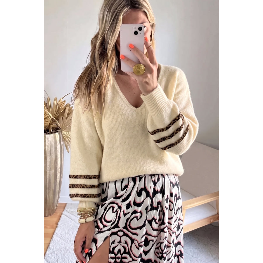 Beige V Neck Leopard Striped Detail Long Sleeve Casual Sweater Sweaters & Cardigans/Sweaters