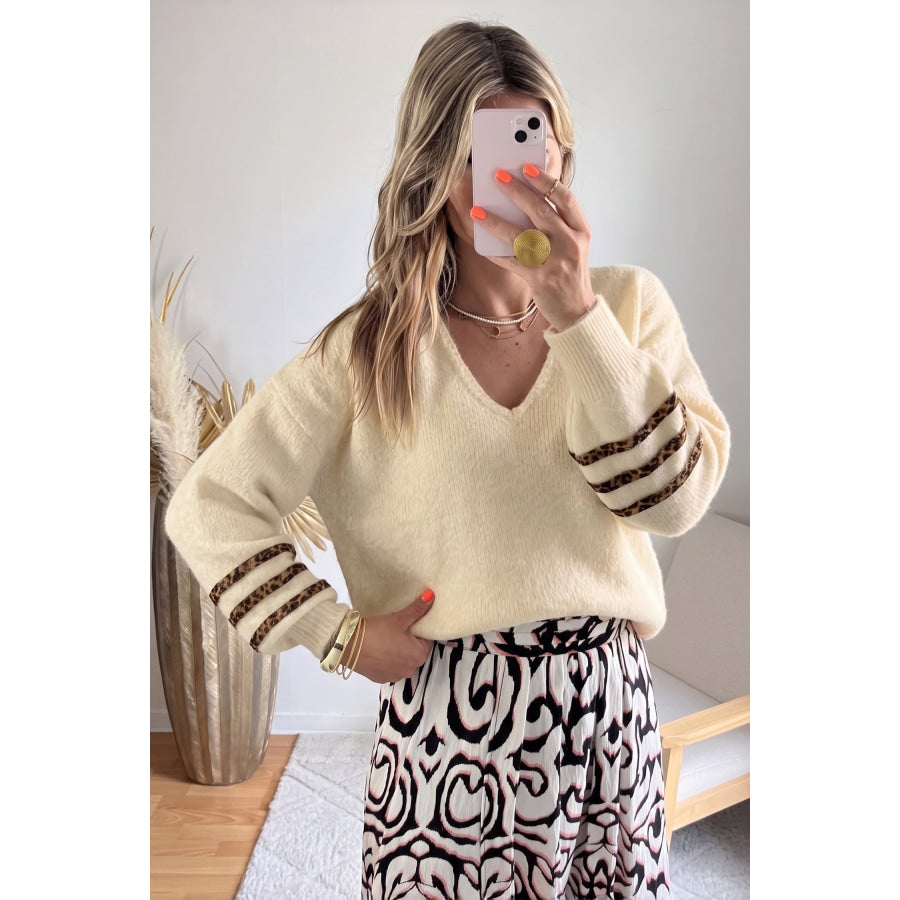 Beige V Neck Leopard Striped Detail Long Sleeve Casual Sweater Sweaters & Cardigans/Sweaters