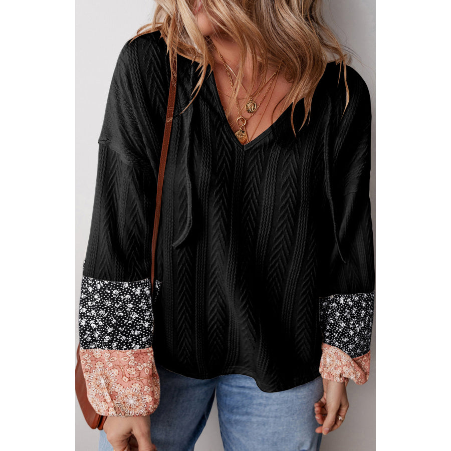 Black Floral Patchwork Textured Knit Drawstring V Neck Blouse Tops/Blouses & Shirts