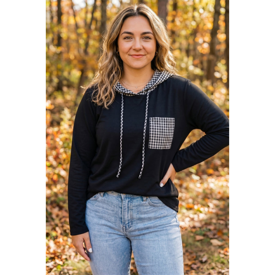 Black Hooded Gingham Paneling Chest Patch Pocket Long Sleeve Plus Size Blouse Plus Size/Plus Size Tops/Plus Size Long Sleeve Tops