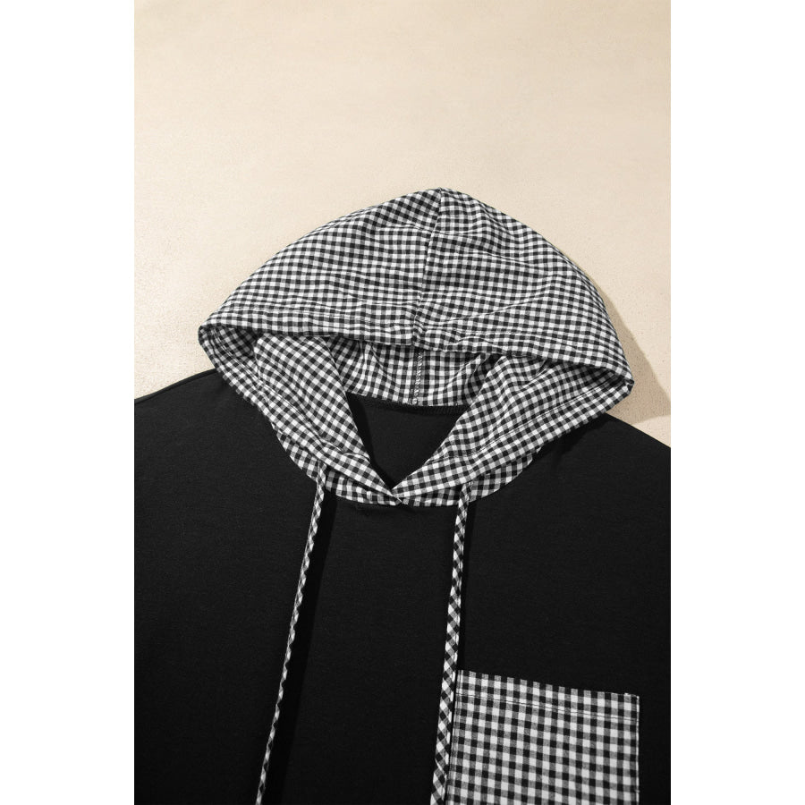 Black Hooded Gingham Paneling Chest Patch Pocket Long Sleeve Plus Size Blouse Plus Size/Plus Size Tops/Plus Size Long Sleeve Tops