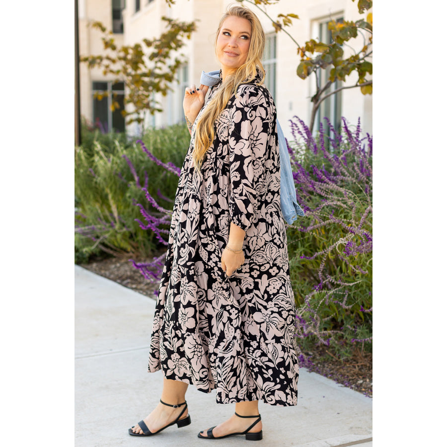 Black Plus Size Floral Printed Puff Sleeve Collared Maxi Dress Plus Size/Plus Size Dresses/Plus Size Maxi Dresses