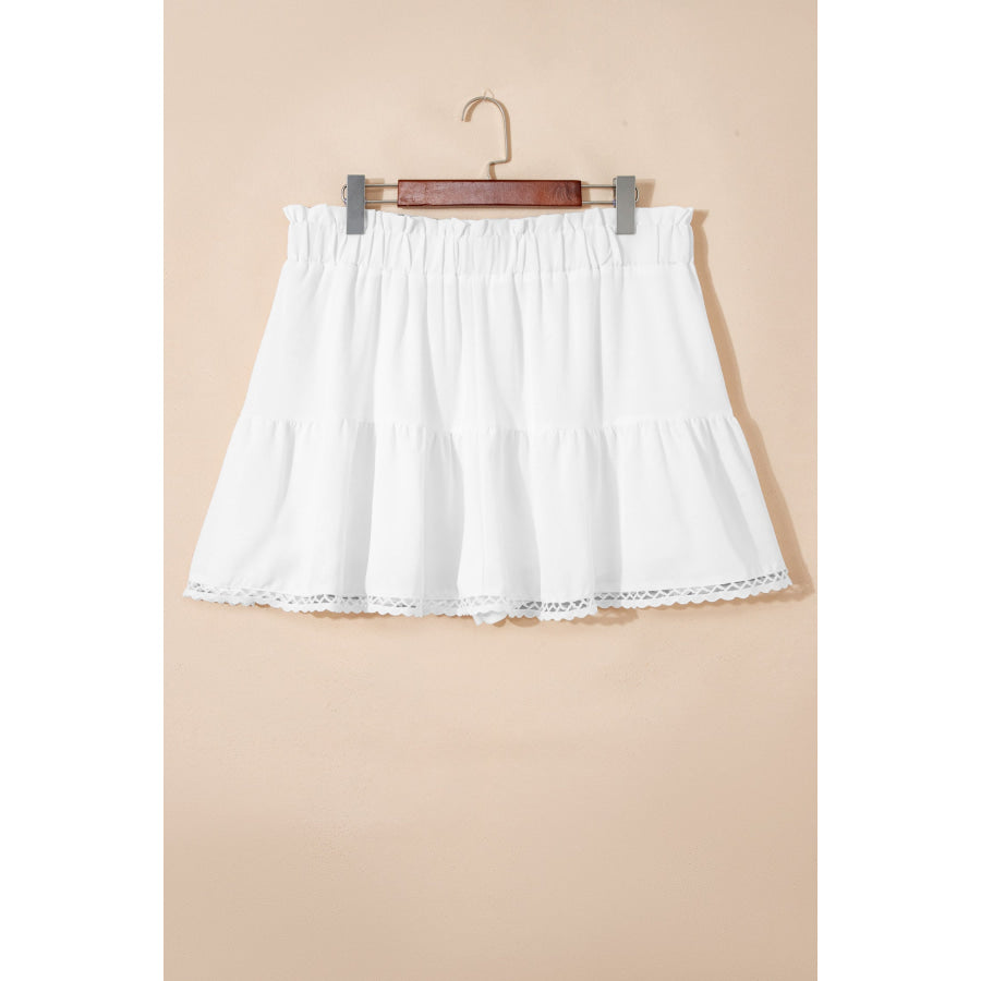 Black Plus Size Frilled Elastic Waist Lace Trim Boho Ruffled Shorts Plus Size/Plus Size Bottoms