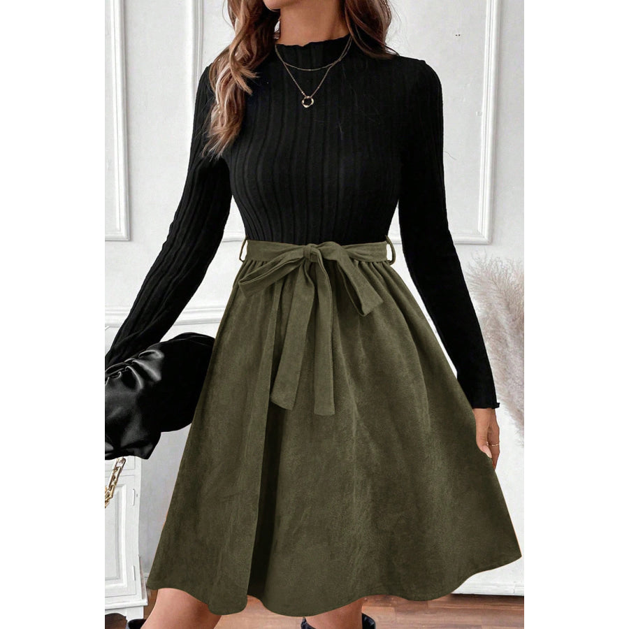 Black Ribbed Knit Slim Bodice Contrast Flared Skirt Patchwork Belted Dress Dresses/Mini Dresses