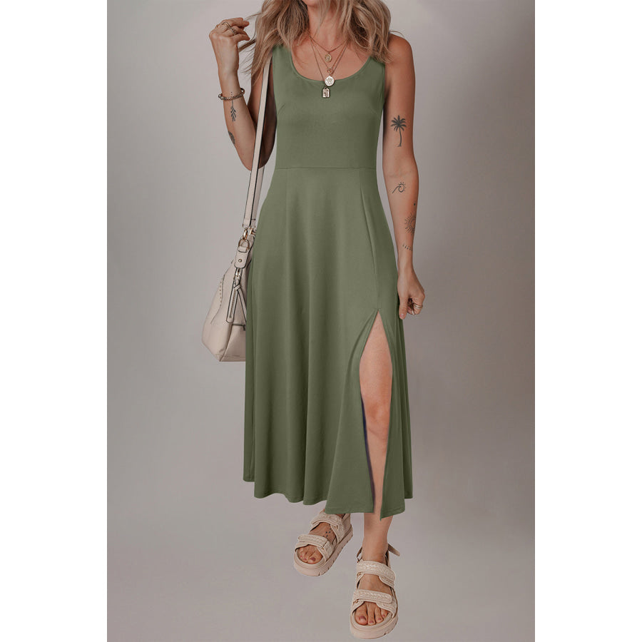 Black Sleeveless Scoop Neck Flared Split Midi Dress Dresses/Midi Dresses