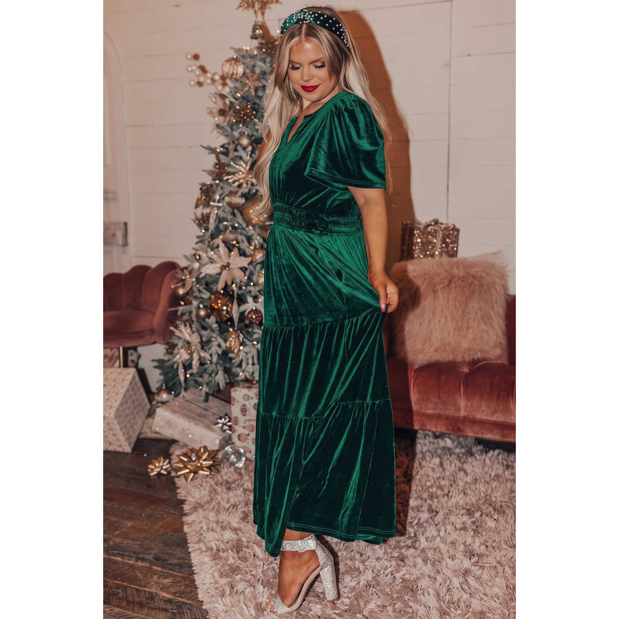 Blackish Green Velvet Short Sleeve Shirred Waist Tiered Plus Size Maxi Dress Size/Plus Dresses/Plus Dresses