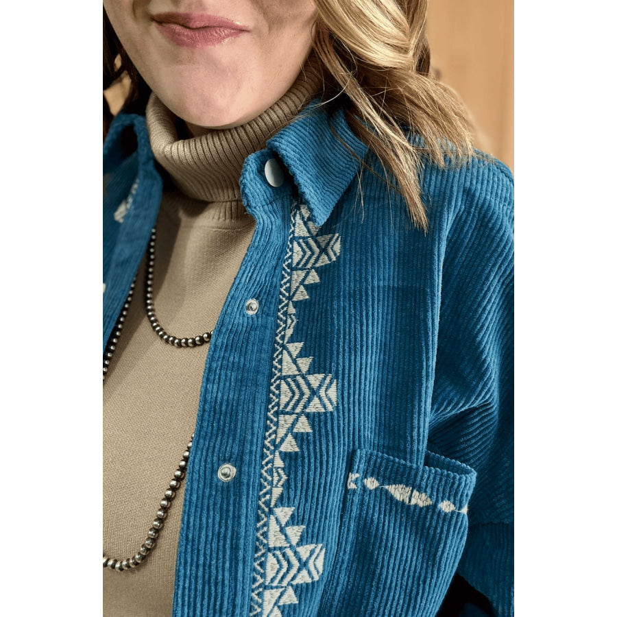 Blue Embroidered Corduroy V-Neck Long Sleeve Plus Size Shirt Size/Plus Outerwear
